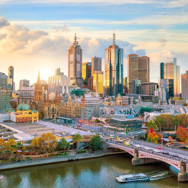 Melbourne victoria city skyline
