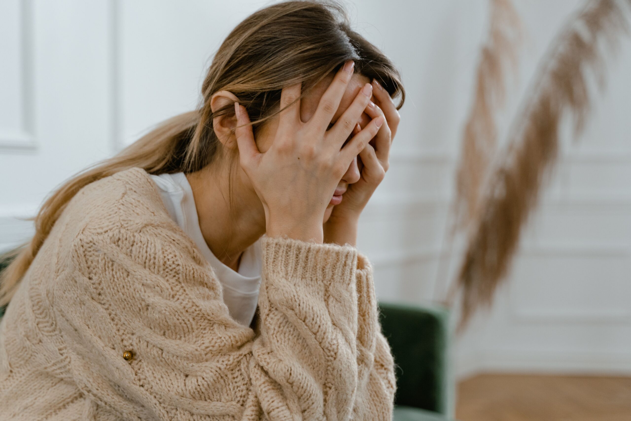 Featured image for “Quitting Smoking or Vaping with Anxiety or Depression: What the Industry Says vs What We Say”